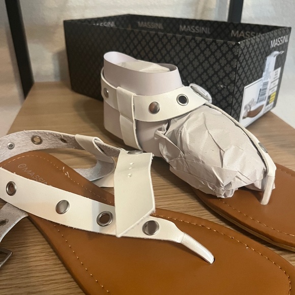Massini Shoes - White strappy sandal
